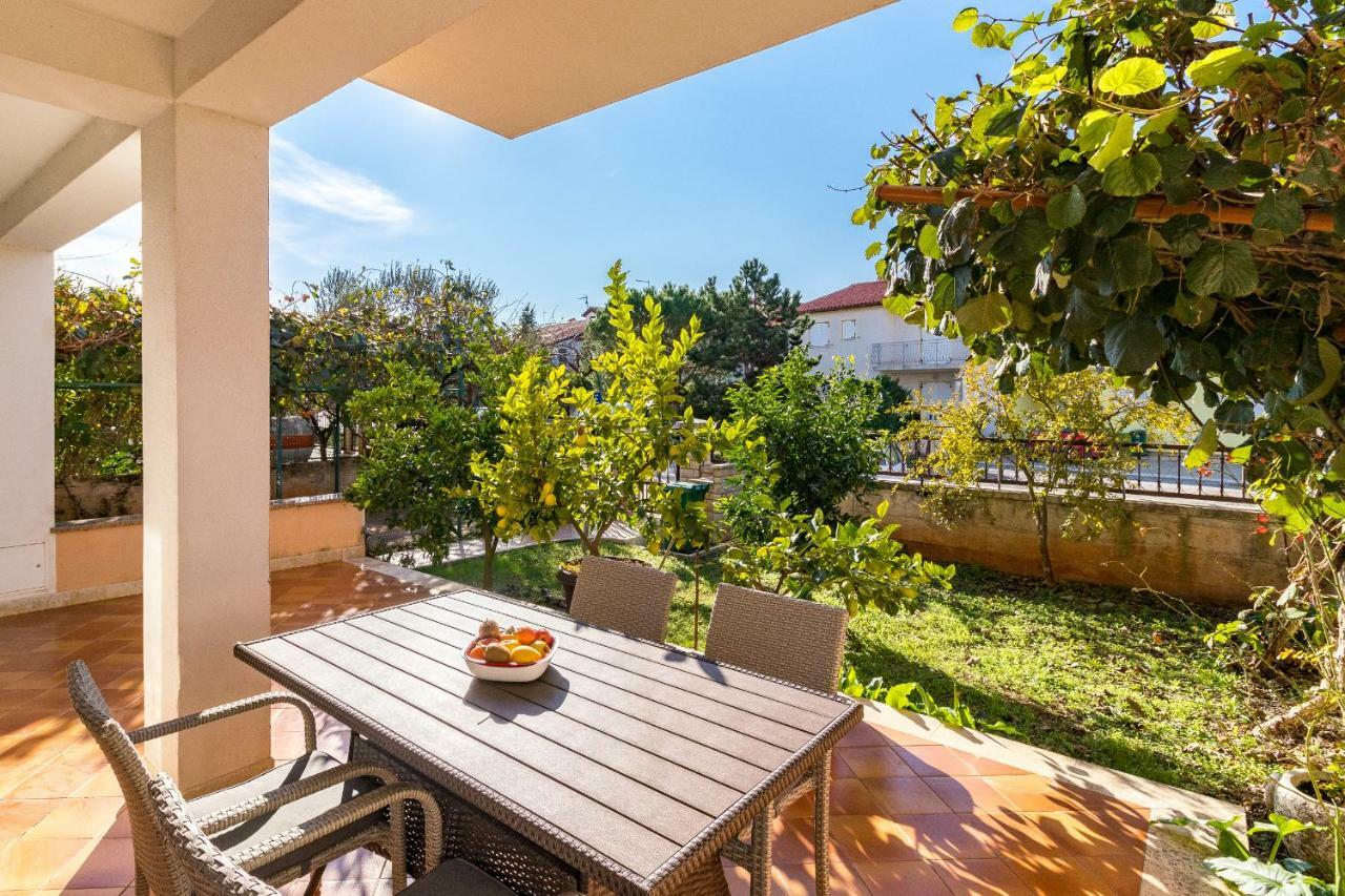 Apartment Delton Фажана Екстер'єр фото